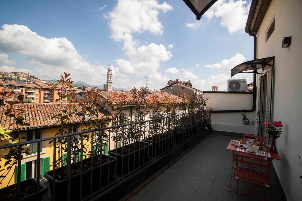 Atmosfere Terrace View Apartment Бергамо Экстерьер фото